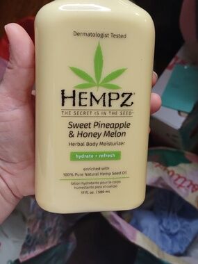 Hempz sweet pineapple and Honey melon